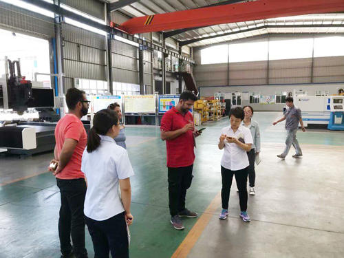 1572494036285022.jpg 客戶來訪5.jpg