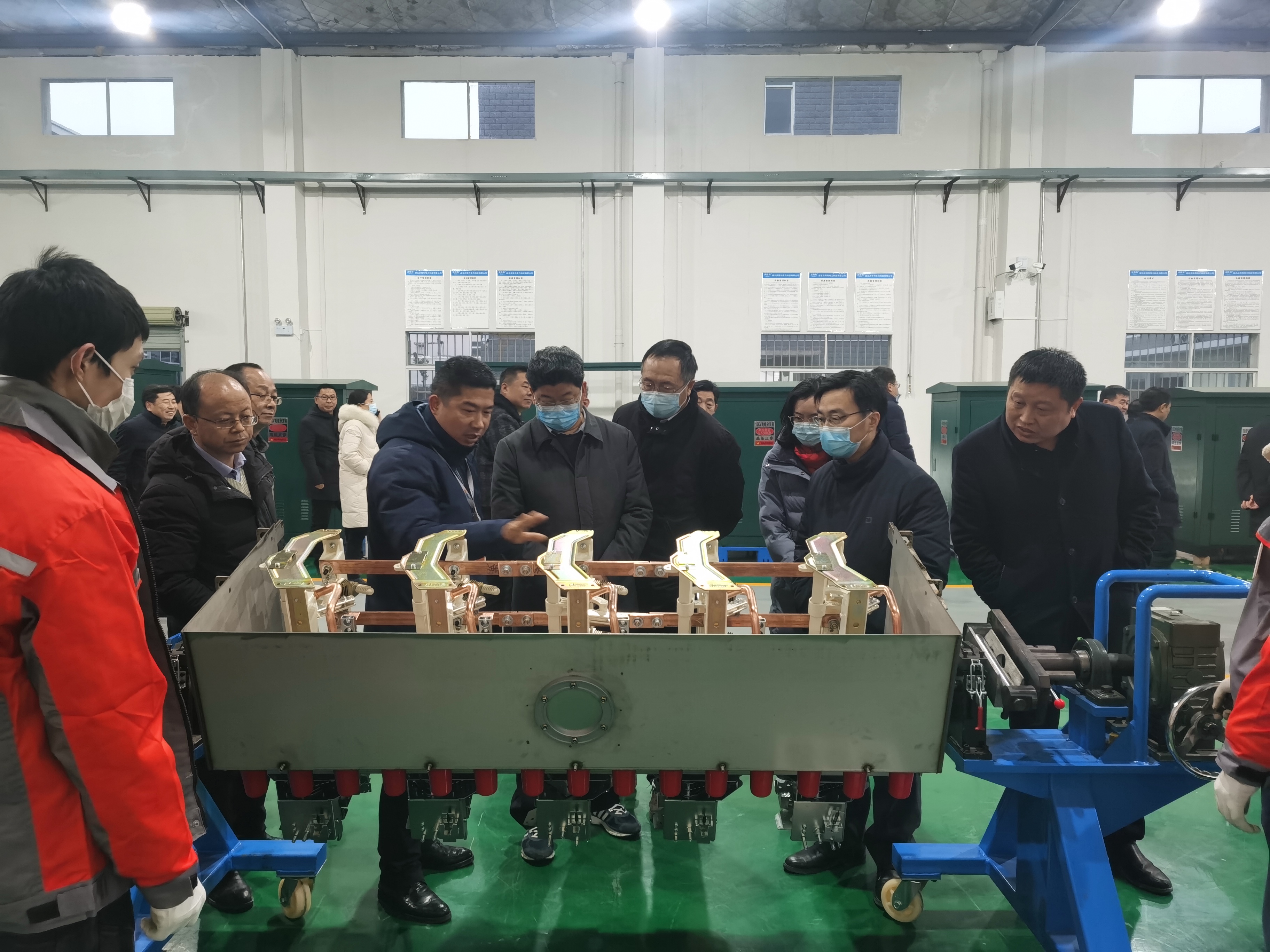 1616568602576716.jpg 廣水時(shí)任市長田濤參觀照.jpg