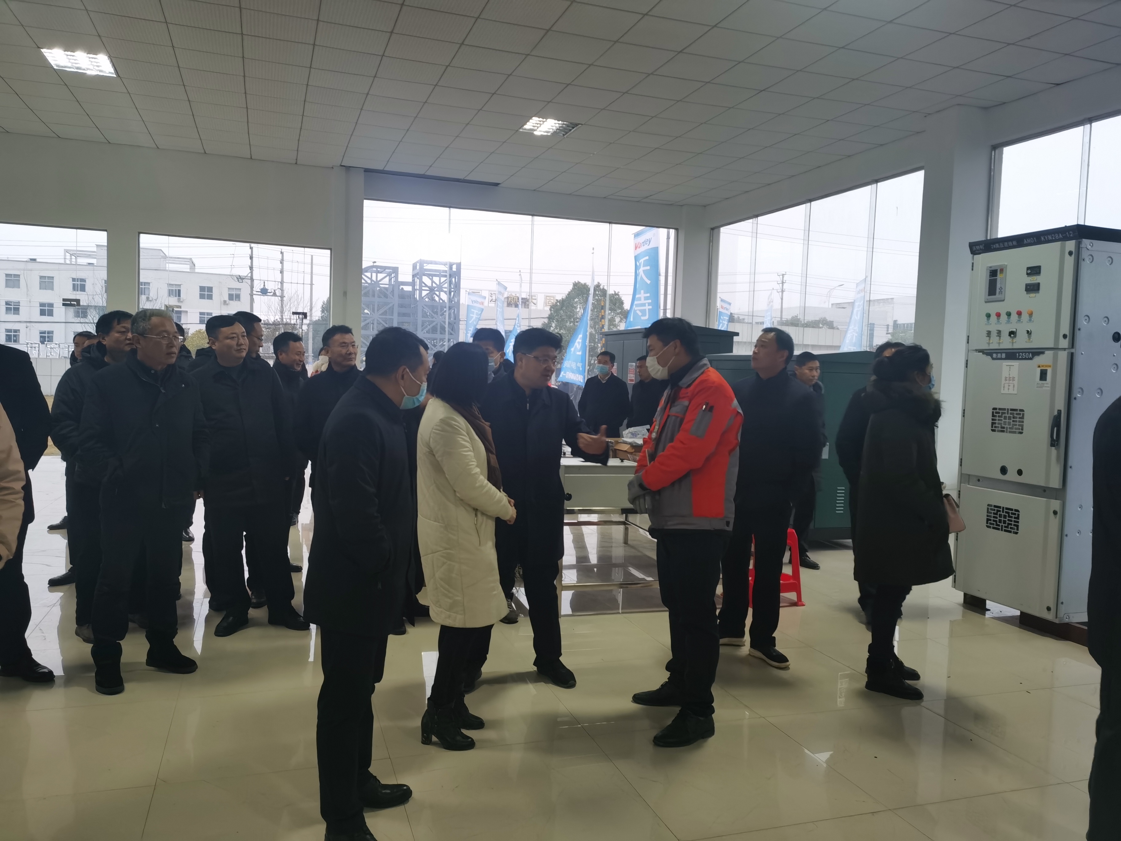 1616568658503669.jpg 廣水市委書記黃繼軍參觀照.jpg